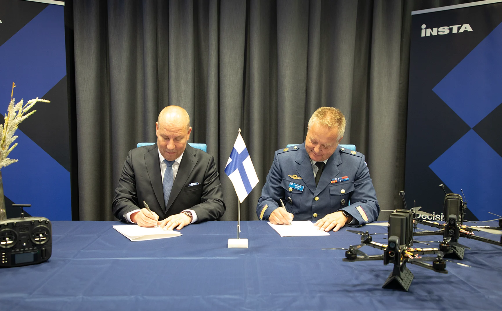 Signing of the agreement.
