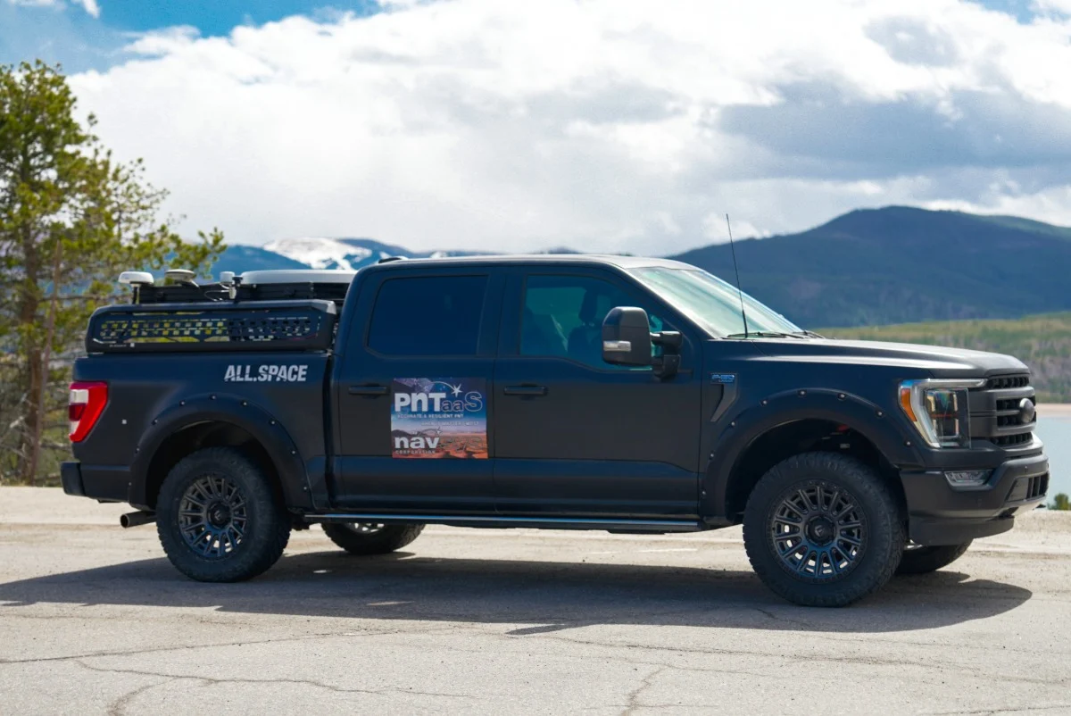 New hybrid satellite technology maintains vehicle connectivity in GNSS-denied environments
