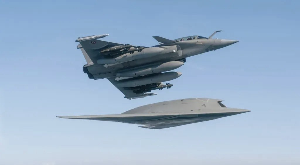 A Rafale during a test mission with a Dassault nEUROn combat drone demonstrator