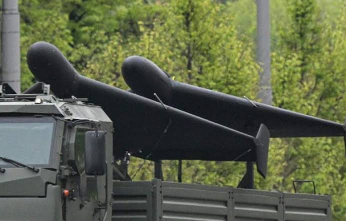 Ukrainian specialists examine Geran-4: Chinese engine, Mesh modem and foreign components