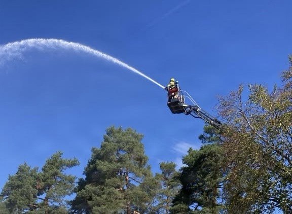 Cherry picker firefighter